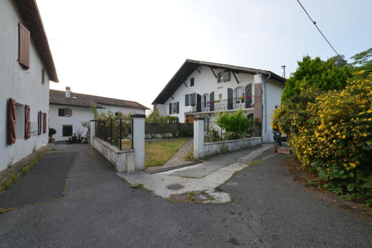 Appartement Etxe Arrosa à Saint-Martin-dʼArrossa Extérieur photo